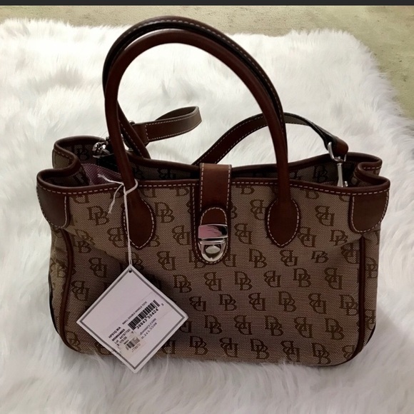 dooney crossbody strap